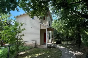 1703 Deloney St, Austin, TX 78721 - Photo 1