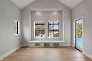 821 S Angel Light Dr, Spicewood, TX 78669 - Photo 15