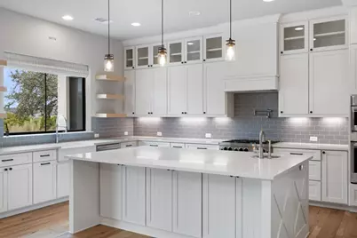 821 S Angel Light Drive, Spicewood, TX 78669 - Photo 9