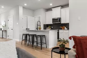 104 Hackberry Ln, Bastrop, TX 78602 - Photo 11