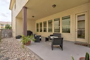 1704 Frontier Valley Dr, Austin, TX 78741 - Photo 27