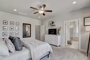 1704 Frontier Valley Dr, Austin, TX 78741 - Photo 15