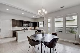 1704 Frontier Valley Dr, Austin, TX 78741 - Photo 9