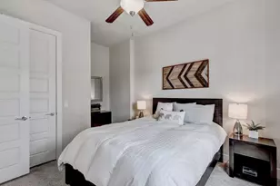 1704 Frontier Valley Dr, Austin, TX 78741 - Photo 17