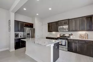 1704 Frontier Valley Dr, Austin, TX 78741 - Photo 3