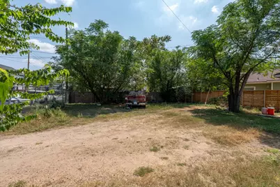 4803 Lott Avenue, Austin, TX 78721 - Photo 3