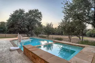 409 Escalera Pkwy, Georgetown, TX 78628 - Photo 39