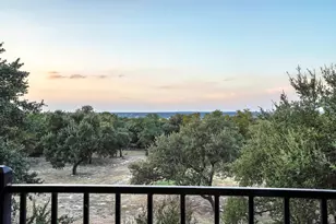 409 Escalera Pkwy, Georgetown, TX 78628 - Photo 31