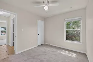 108 Judge King Dr, Jarrell, TX 76537 - Photo 17
