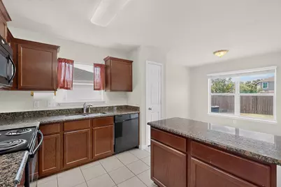 108 Judge King Drive, Jarrell, TX 76537 - Photo 5