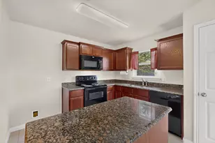108 Judge King Dr, Jarrell, TX 76537 - Photo 3