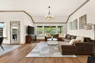 13670 Mesa Verde Drive, Austin, TX 78737 - Photo 7