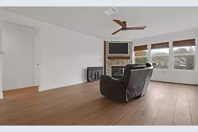 1290 Sweet Gum, Kyle, TX 78640 - Photo 5