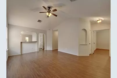 136 Strawn, Kyle, TX 78640 - Photo 11
