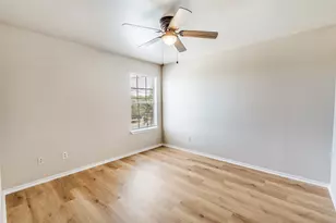 945-947 Sagewood Trail, San Marcos, TX 78666 - Photo 11