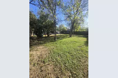 724 Ramsey Avenue, Rockdale, TX 76567 - Photo 17