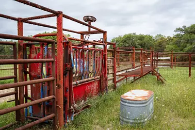 3814 Cr 19, Hallettsville, TX 77964 - Photo 21