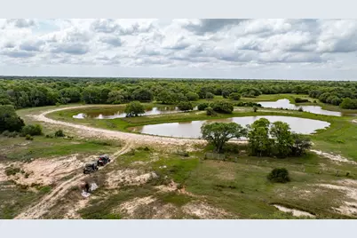 3814 Cr 19, Hallettsville, TX 77964 - Photo 11
