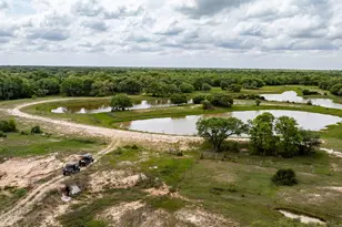 3814 Co Rd 19, Hallettsville, TX 77964 - Photo 11