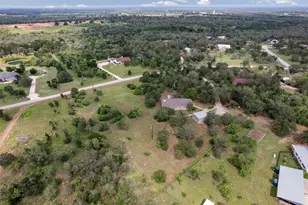 901 Spanish Oaks Blvd Blvd, Lockhart, TX 78644 - Photo 31