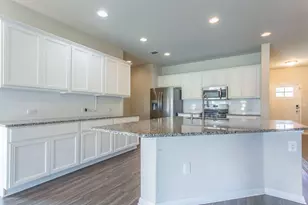 313 Bremen St, Georgetown, TX 78626 - Photo 9