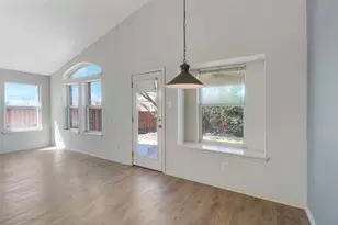 17300 Zola Ln, Round Rock, TX 78664 - Photo 3