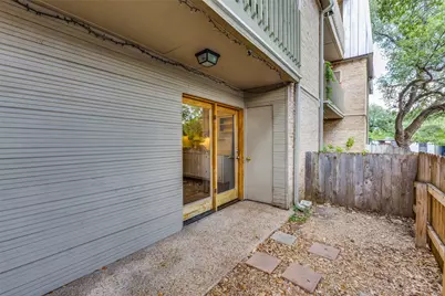 620 S 1st Street #103, Austin, TX 78704 - Photo 11