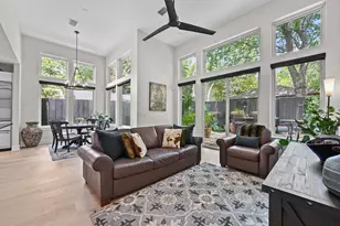 2326 Santa Rosa St, Austin, TX 78702 - Photo 3