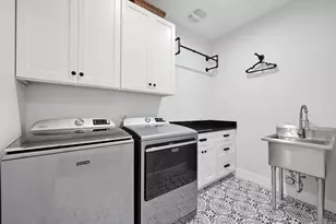 2326 Santa Rosa St, Austin, TX 78702 - Photo 17