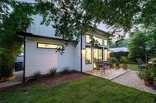 2326 Santa Rosa St, Austin, TX 78702 - Photo 7