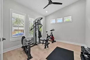 2326 Santa Rosa St, Austin, TX 78702 - Photo 9