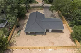 109 Clear Spring St, Bastrop, TX 78602 - Photo 27