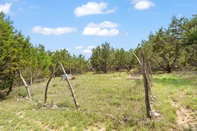 10006 Janet Loop, Dripping Springs, TX 78620 - Photo 31