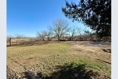 685 Fox Lane, Lockhart, TX 78644 - Photo 29