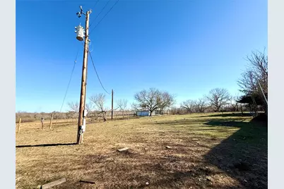 685 Fox Lane, Lockhart, TX 78644 - Photo 27