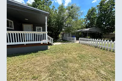 400 Symes Street #B, Taylor, TX 76574 - Photo 7