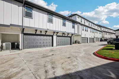 200 W 56th Street #2103, Austin, TX 78751 - Photo 31