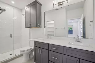 200 W 56th St, Austin, TX 78751 - Photo 21