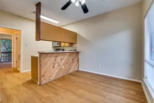 2210 Pearl St, Austin, TX 78705 - Photo 5