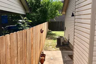 10302 Annie Oakley Trail, Austin, TX 78753 - Photo 17