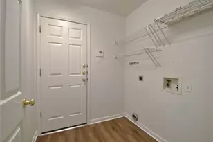 120 Greenside Ln, Georgetown, TX 78633 - Photo 11