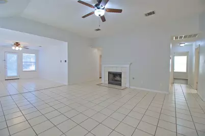 120 Greenside Lane, Georgetown, TX 78633 - Photo 9