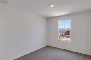 332 Ebbsfleet Dr, Uhland, TX 78640 - Photo 15