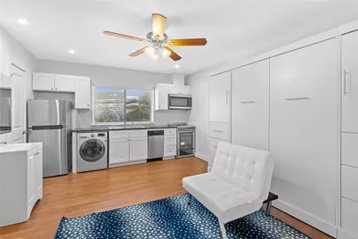 306 E 30 Th Street #109, Austin, TX 78705 - Photo 5