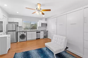 306 E 30 Th St, Austin, TX 78705 - Photo 5