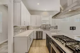 5002 Pecan Springs Rd, Austin, TX 78723 - Photo 9