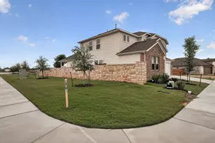222 Betsy Rd, Hutto, TX 78634 - Photo 35