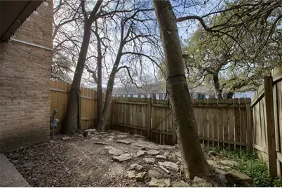 620 S 1st Street #107, Austin, TX 78704 - Photo 17