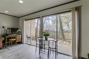 620 S 1st St, Austin, TX 78704 - Photo 7