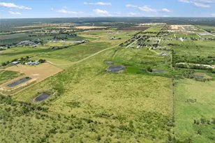 1775 County Road 305 Rd, Jarrell, TX 76537 - Photo 11